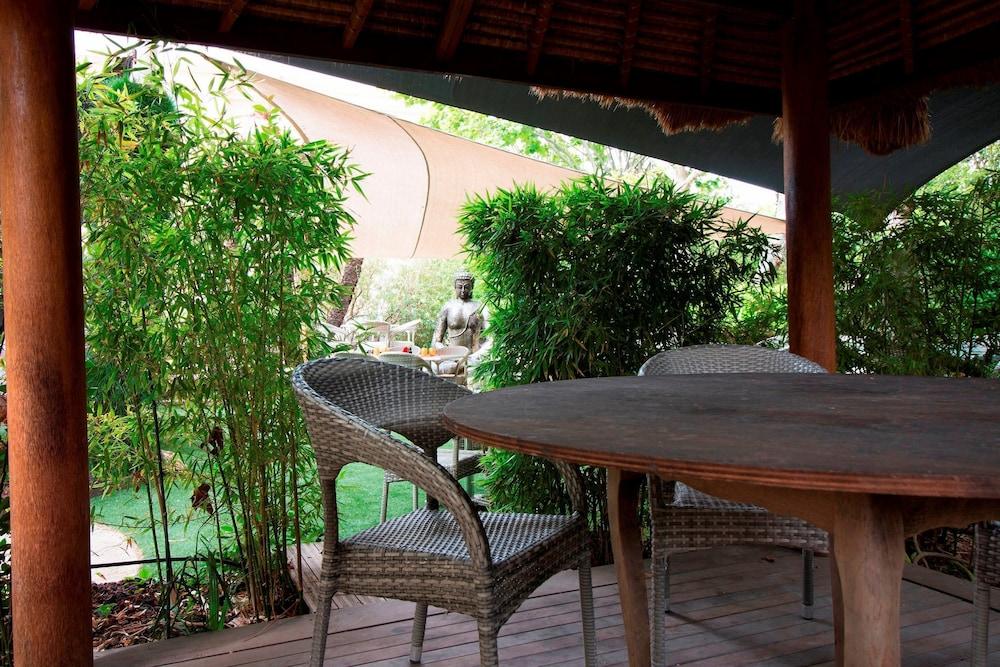 Adonis Sanary Grand Hôtel des Bains Sanary-sur-Mer Exterior foto